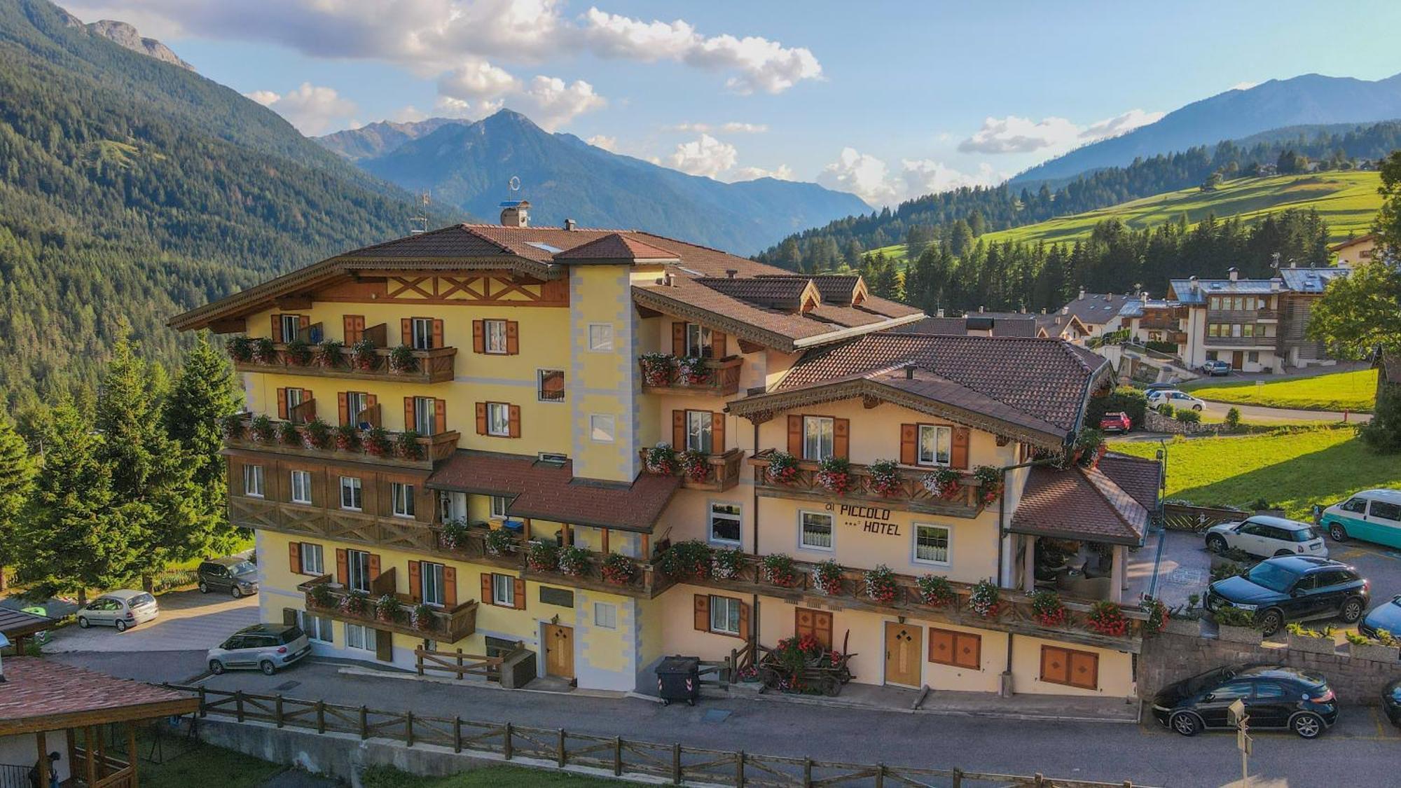 Al Piccolo Hotel Vigo di Fassa Exteriör bild