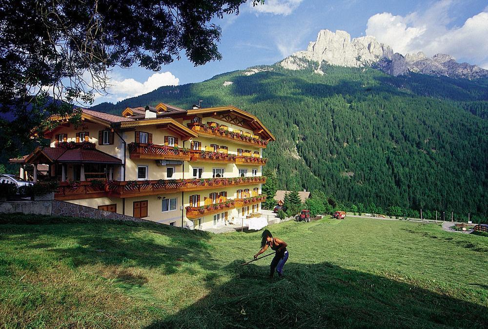 Al Piccolo Hotel Vigo di Fassa Exteriör bild