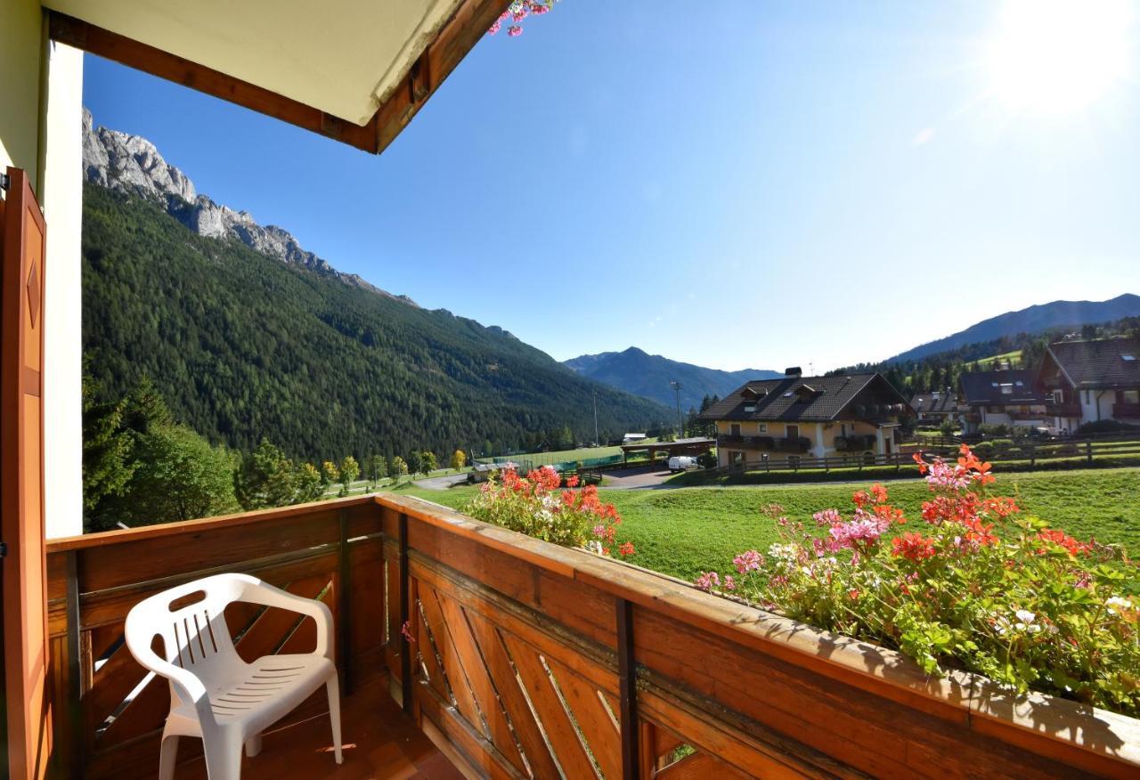 Al Piccolo Hotel Vigo di Fassa Exteriör bild
